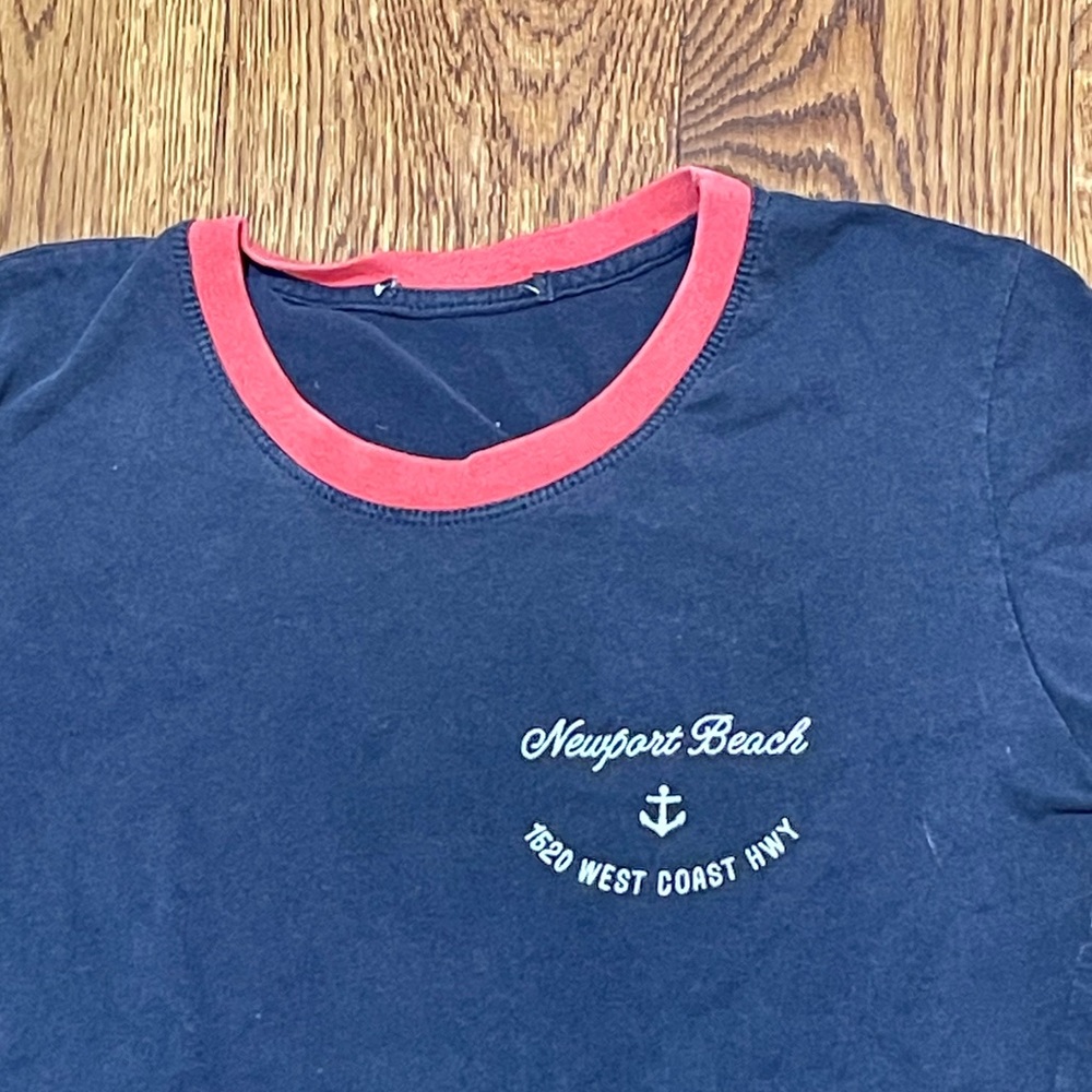 Brandy Melville Navy Newport Beach T-Shirt - Picture 2 of 6